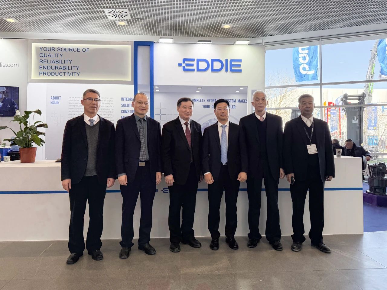 苏子孟会长等到访博天堂在线精密bauma 2025展台